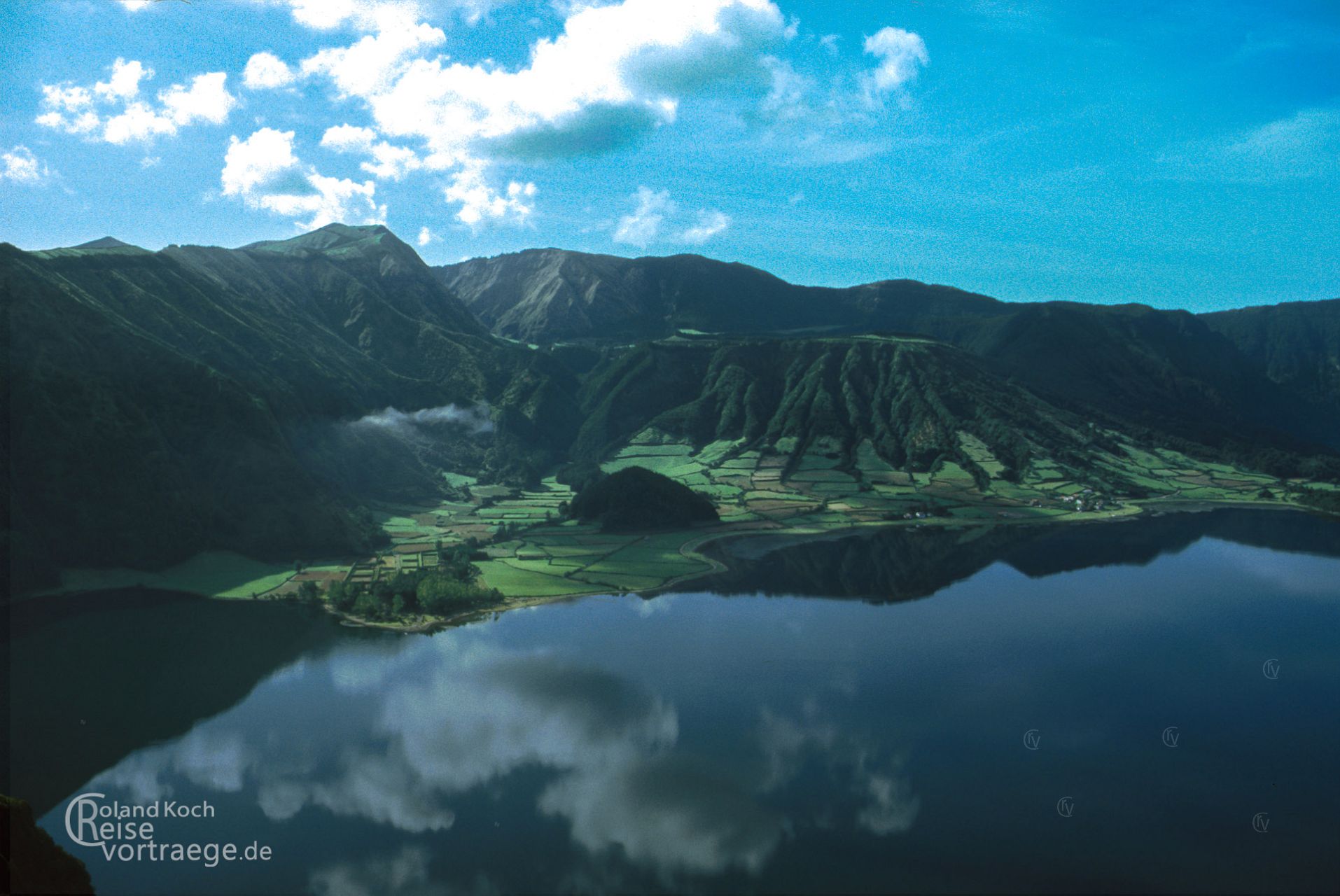 Portugal - Azoren - São Miguel - Vista do Rei, Sete Cidades